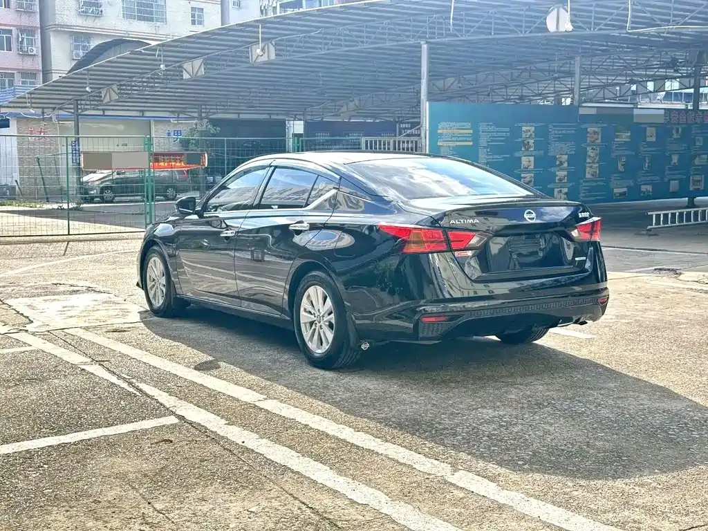 Nissan Teana — миниатюра 5