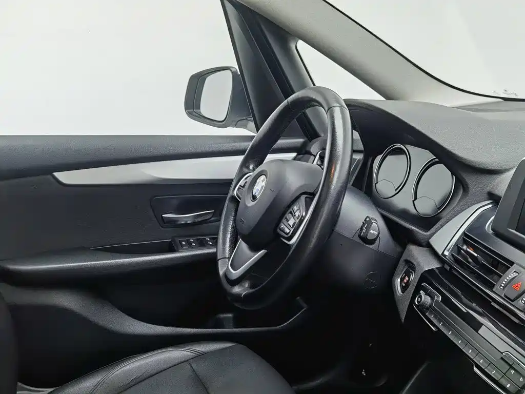 BMW 2 Series Gran Tourer — миниатюра 22
