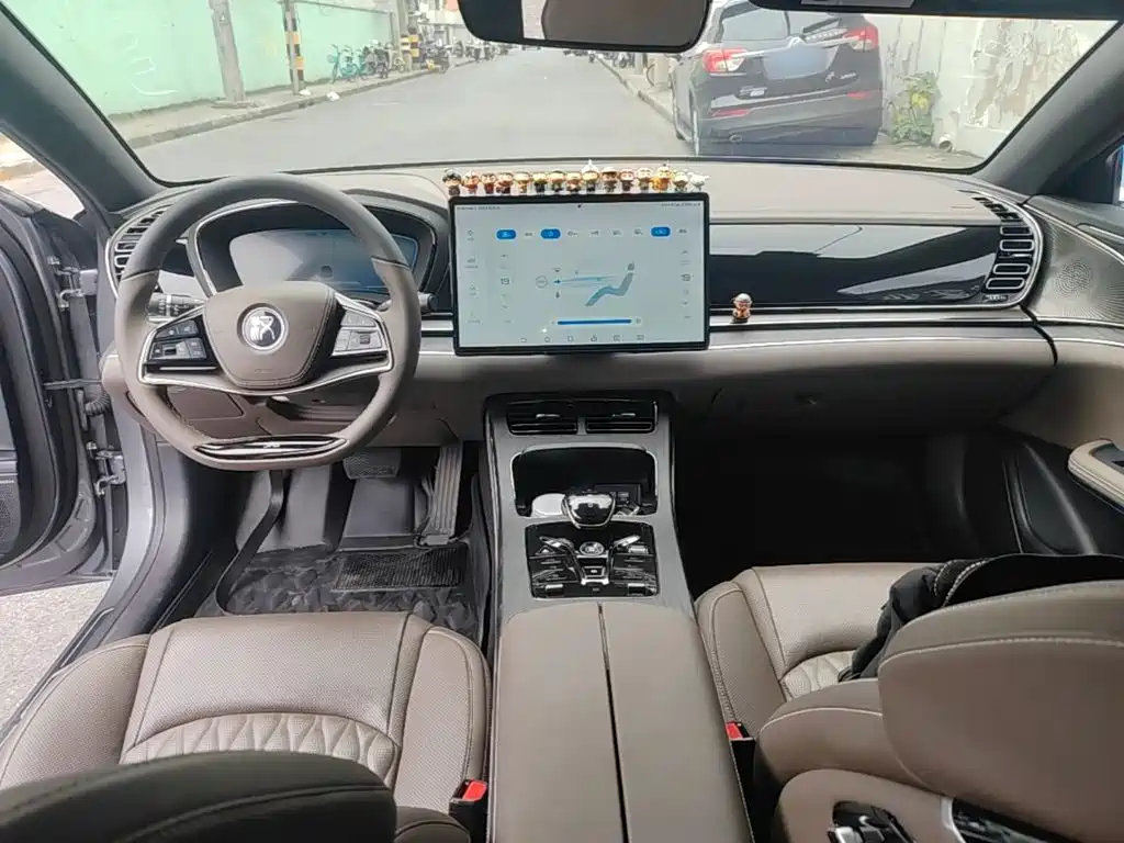 BYD Han — миниатюра 10