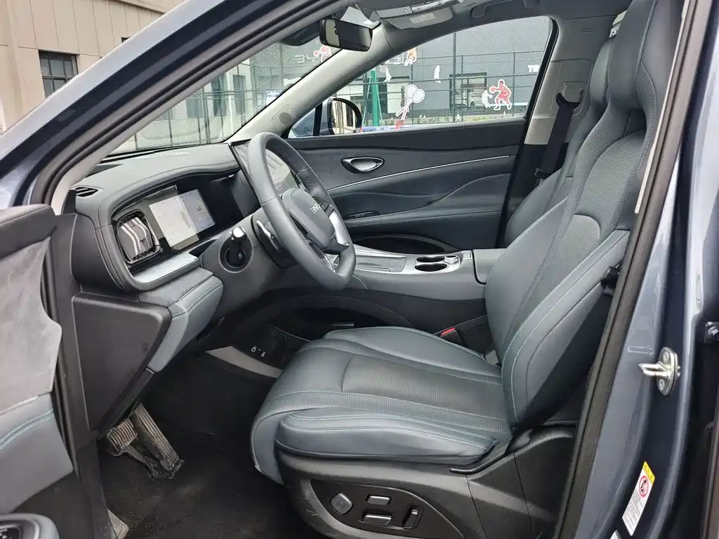 BYD Морской лев 07 DM-i — миниатюра 4