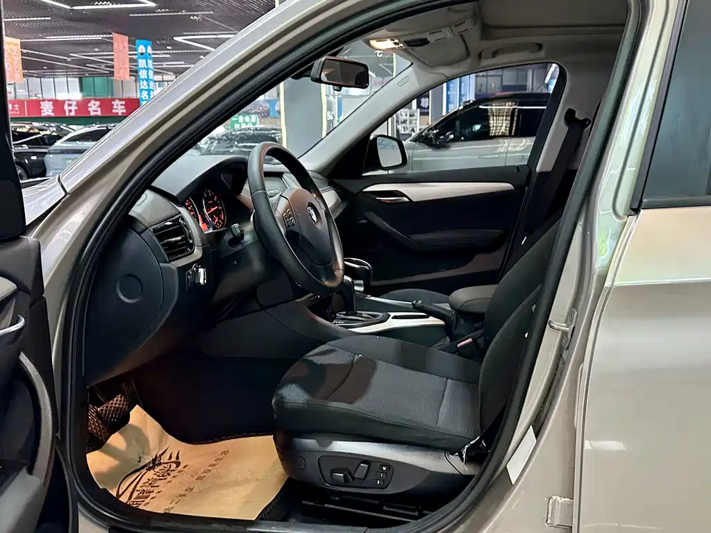 BMW X1 — миниатюра 10