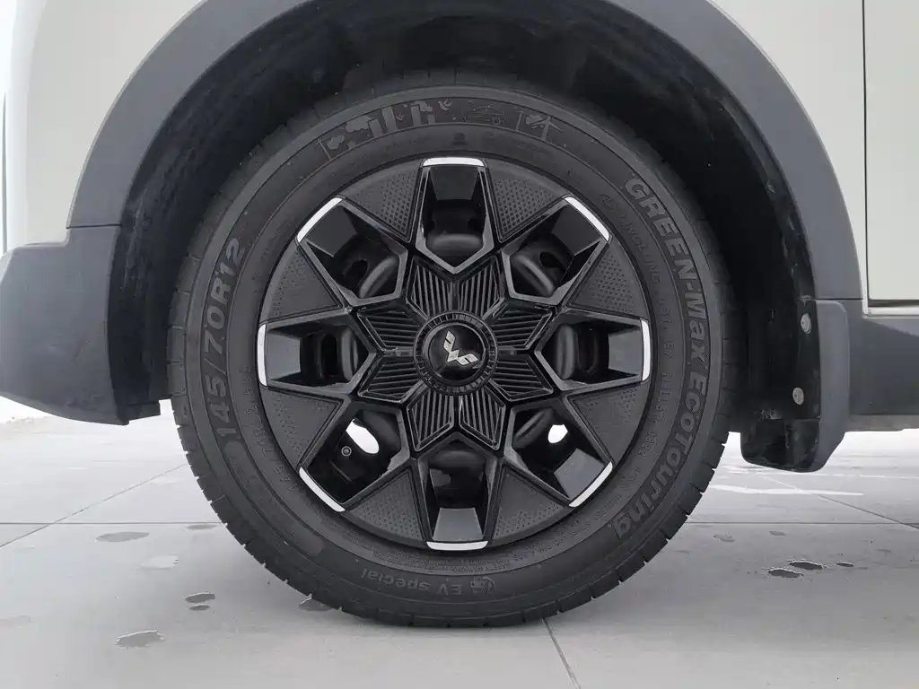 Wuling MINIEV — миниатюра 17