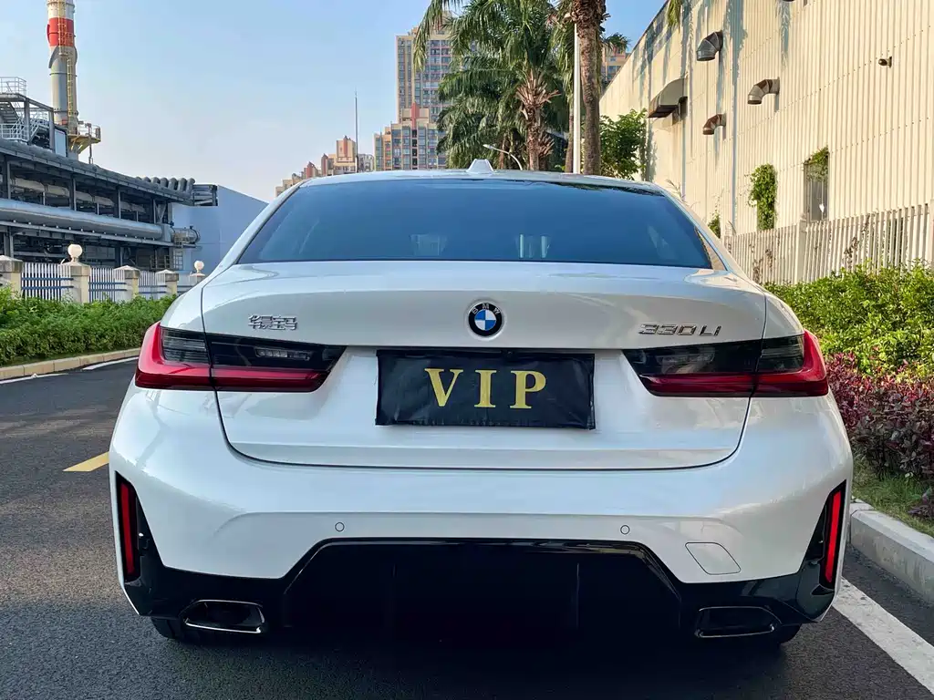 BMW 3 Series — миниатюра 8