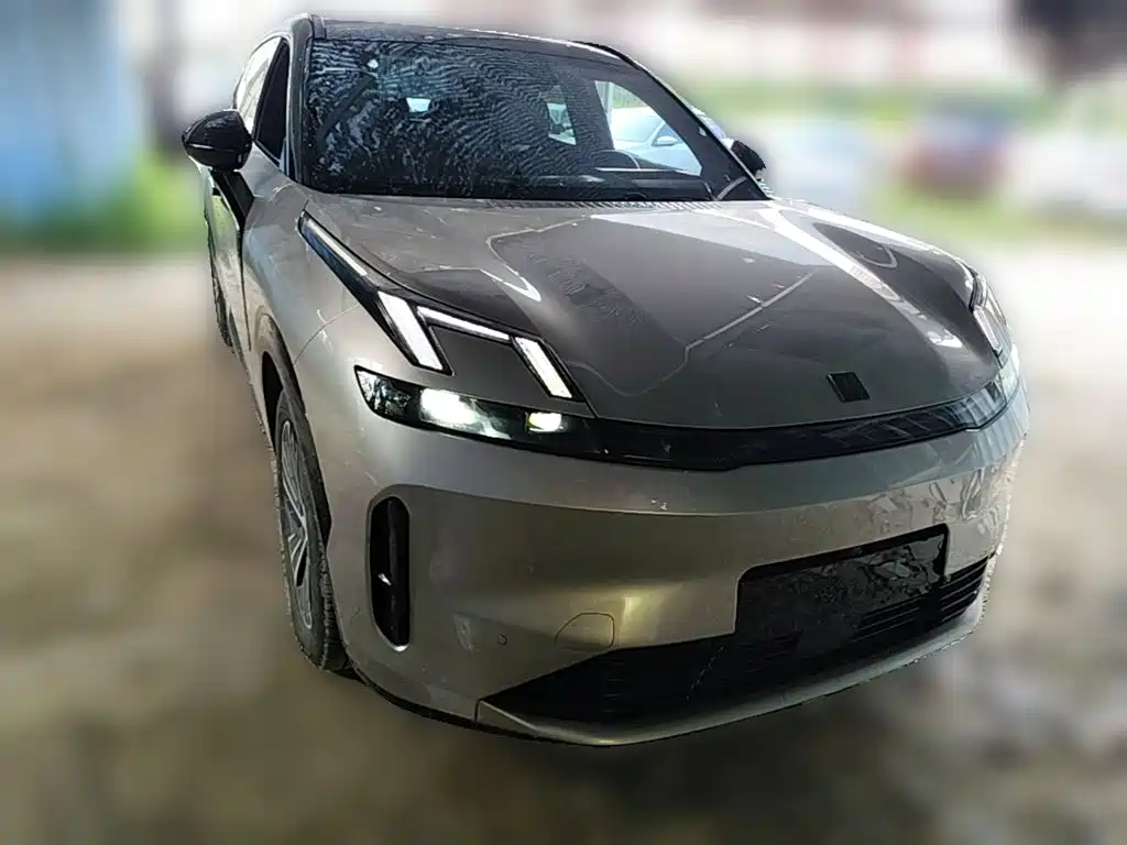 Lynk & Co 08 EM-P — миниатюра 6