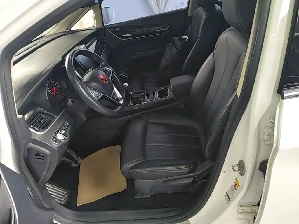 BYD MAX — миниатюра 15