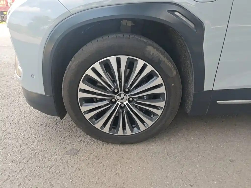 NIO EC6 — миниатюра 25