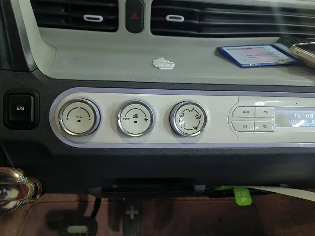 Wuling MINIEV — миниатюра 13