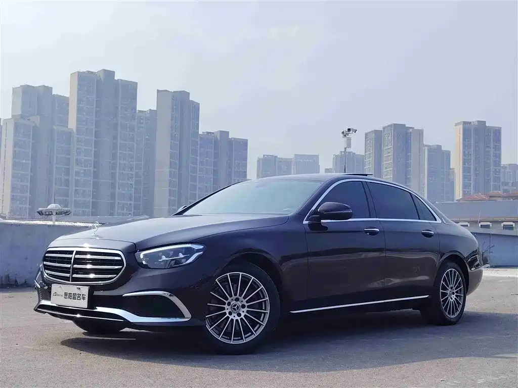 Mercedes-Benz E-Class 2023