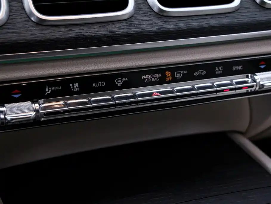 Mercedes-Benz GLE (Import) — миниатюра 10