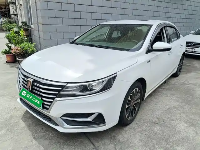 2020 Roewe i6