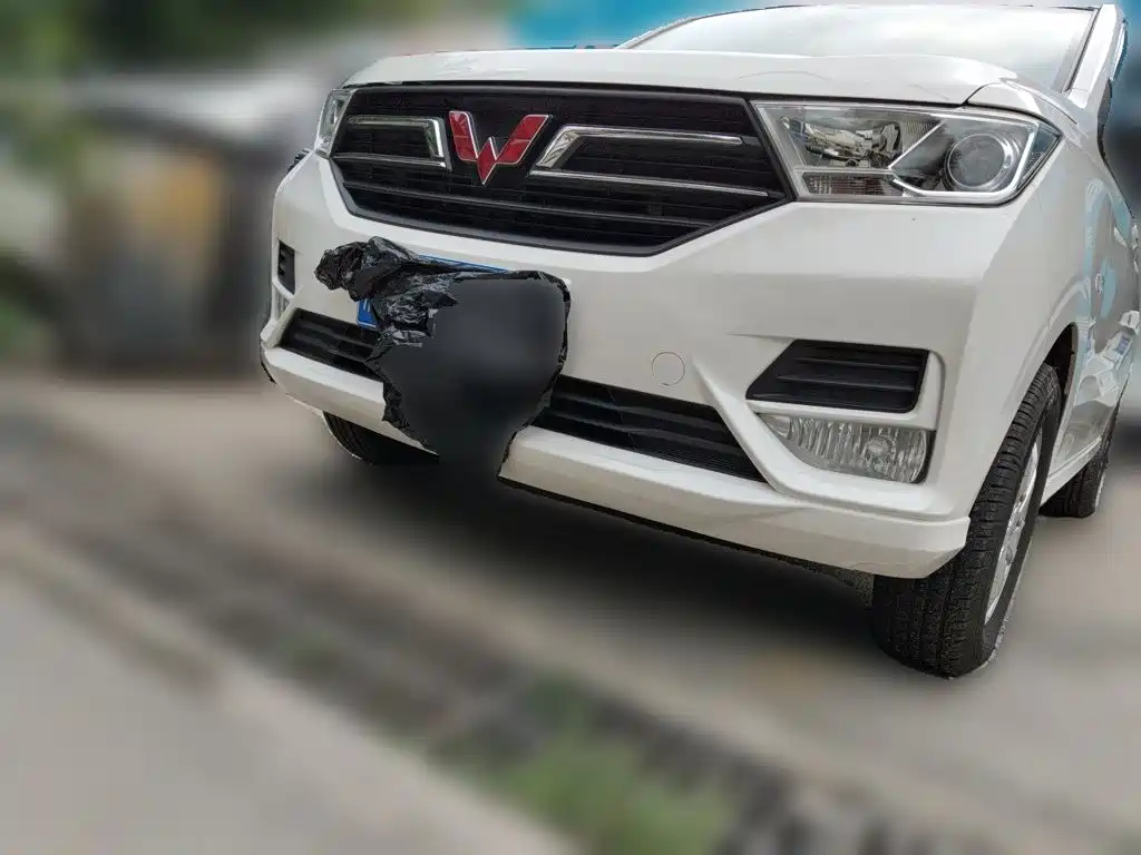 Wuling Hongguang — миниатюра 2