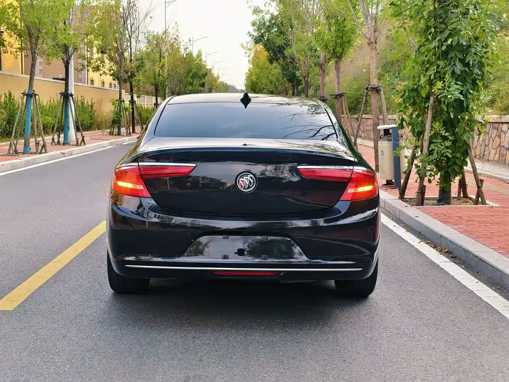 Buick LaCrosse — миниатюра 15