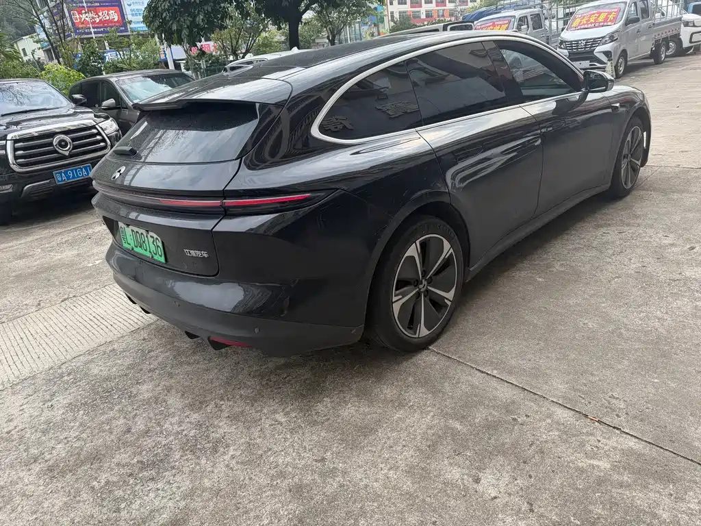 NIO ET5T — миниатюра 2