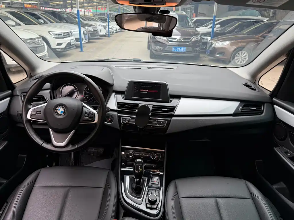 BMW 2 Series Gran Tourer — миниатюра 5