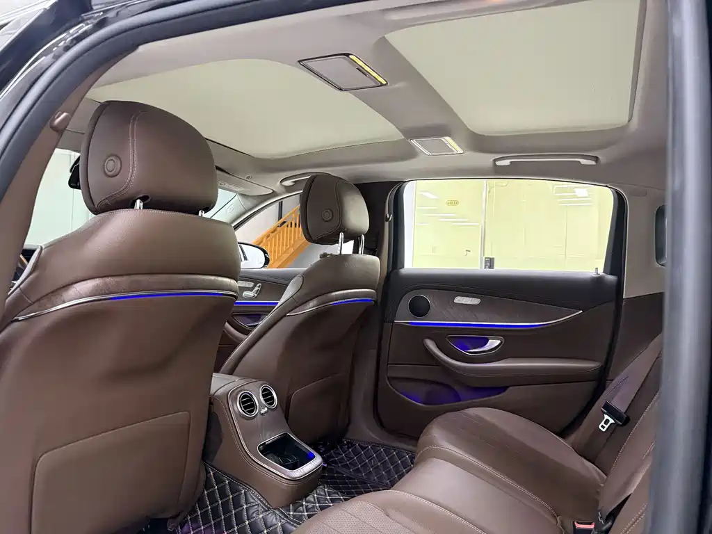 Mercedes-Benz E-Class New Energy — миниатюра 14