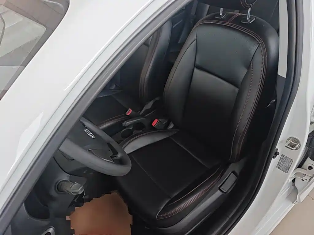 Hyundai Verna — миниатюра 15