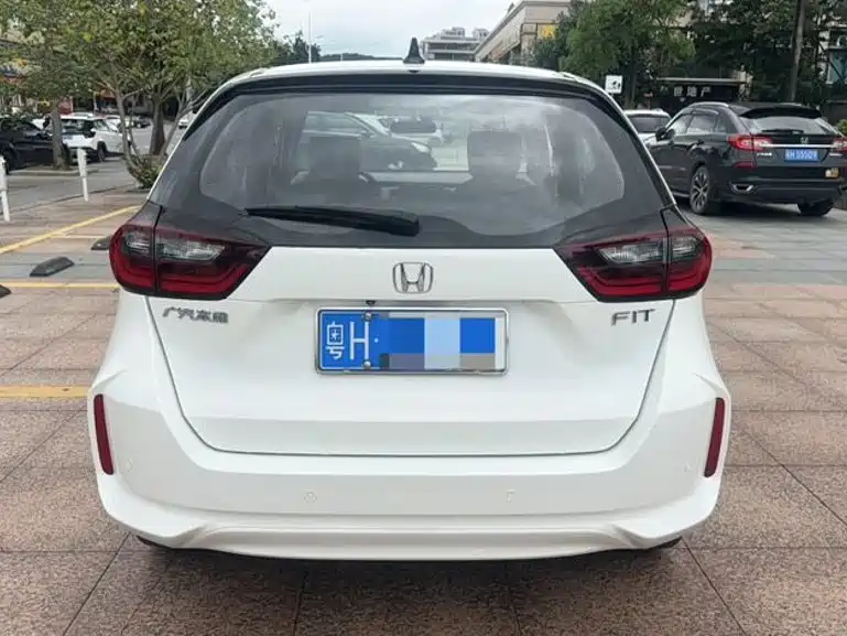 Honda Fit — миниатюра 5