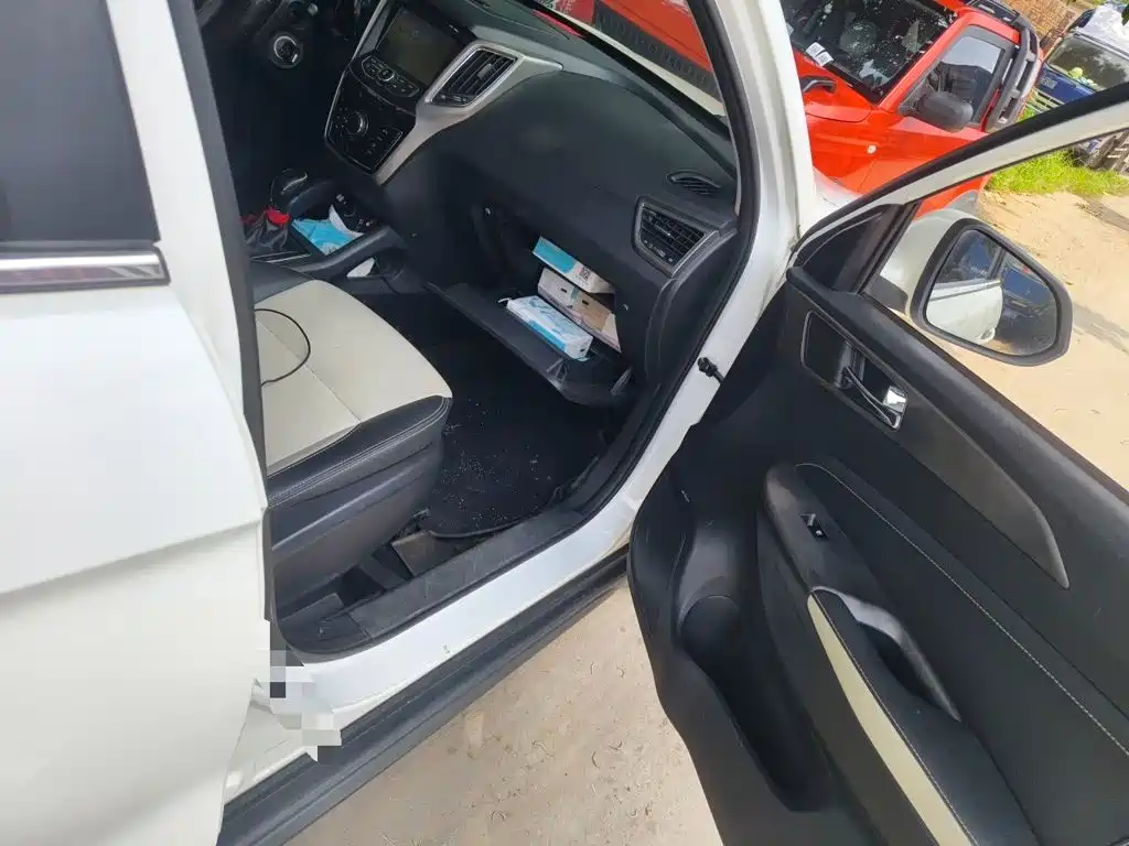 Changan CS35 — миниатюра 18