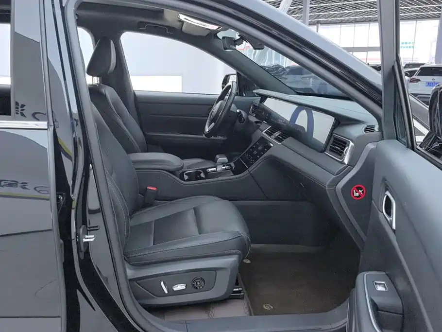 Li Auto ONE 2021 6 мест