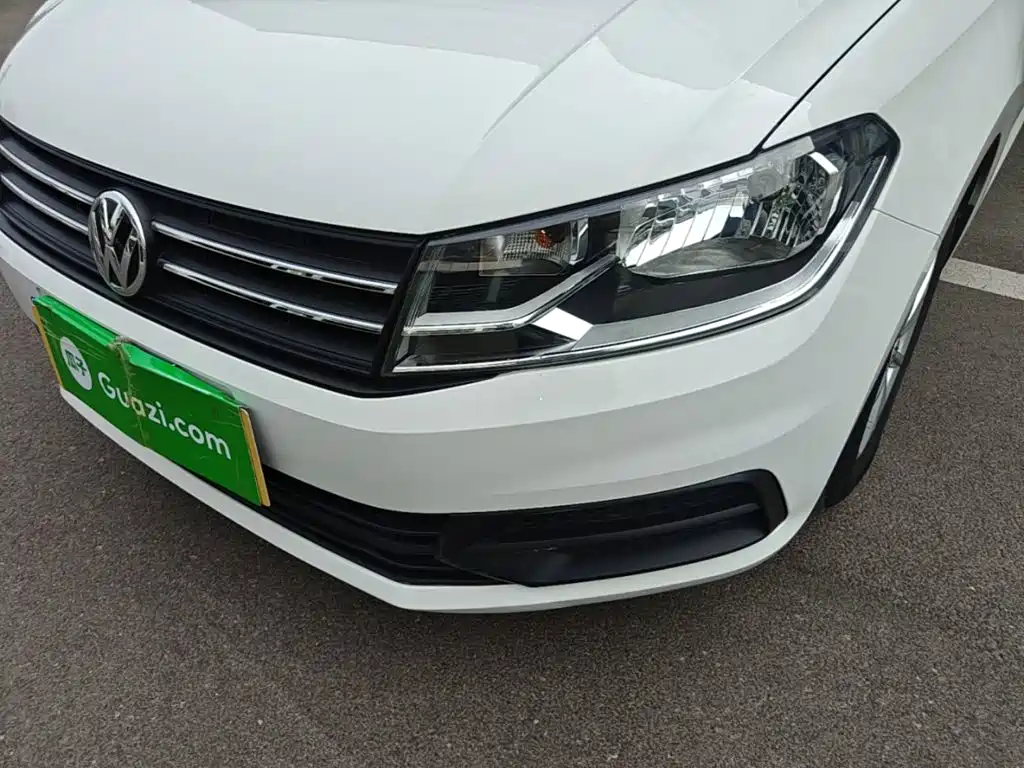 Volkswagen Santana — миниатюра 24