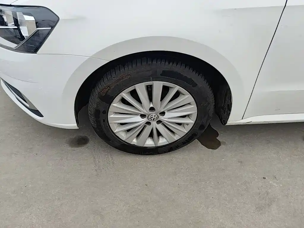 Volkswagen Lavida — миниатюра 23