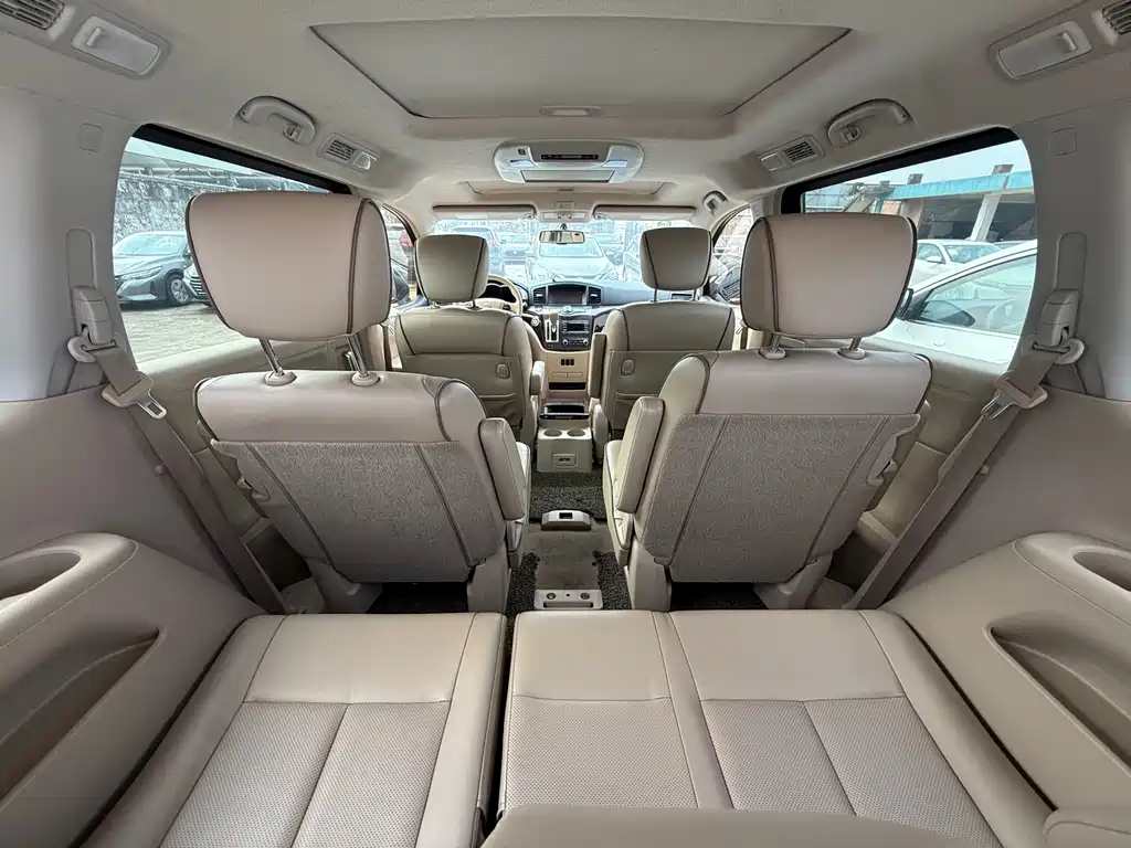 Nissan Quest — миниатюра 14
