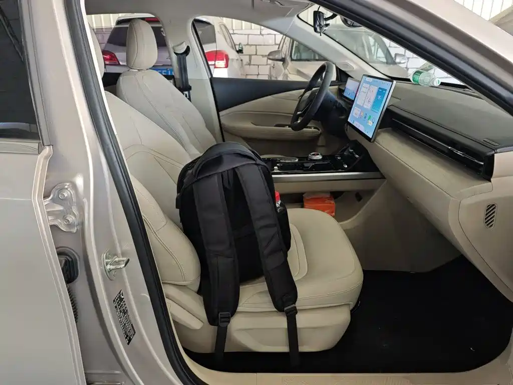 Wuling Xingguang — миниатюра 25