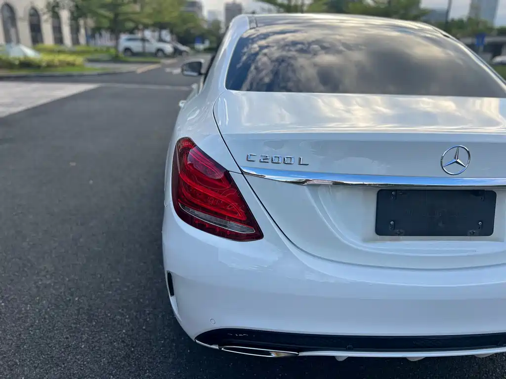 Mercedes-Benz C-Class — миниатюра 9