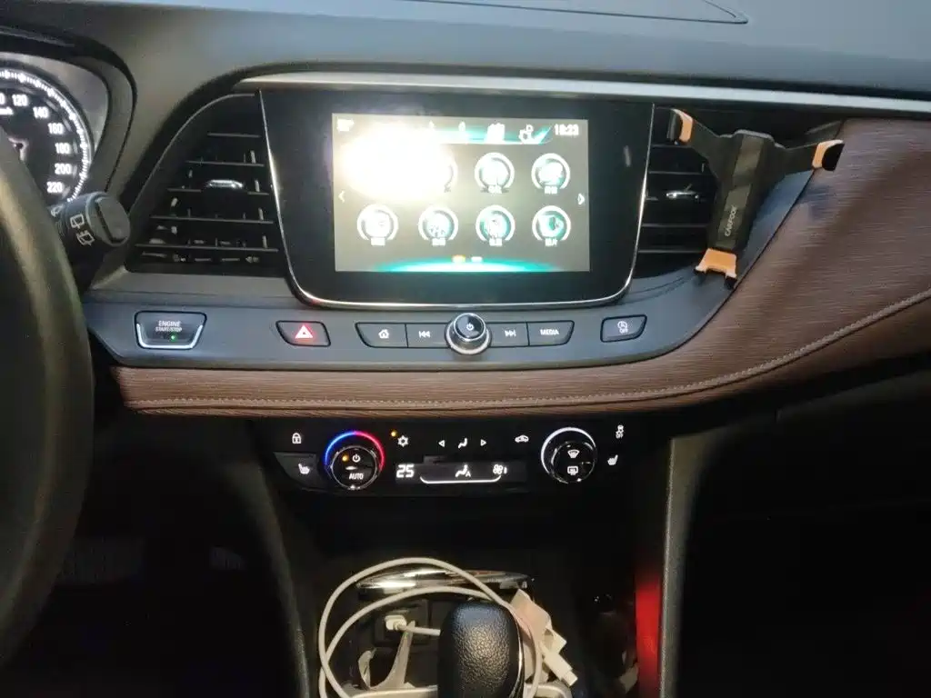 Buick GL6 — миниатюра 9