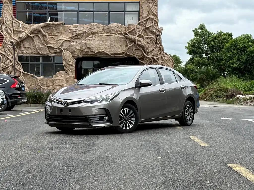 Toyota Corolla 2017 1.2T S-CVT GL