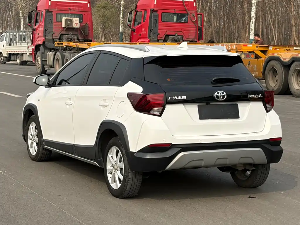 TOYOTA YARIS L ZHIXUAN