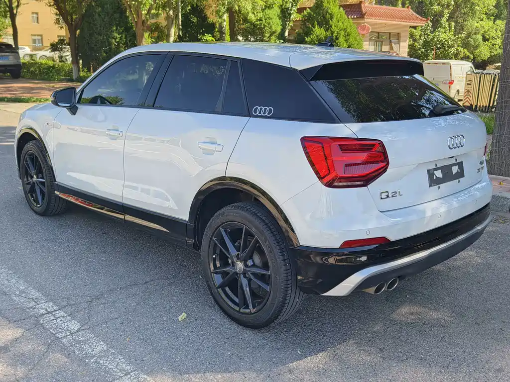 Audi Q2L — миниатюра 6