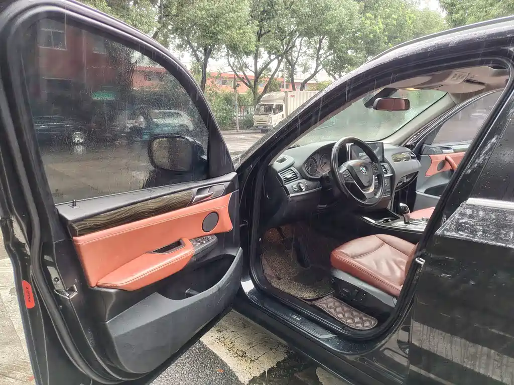 BMW X3 (Import) — миниатюра 8
