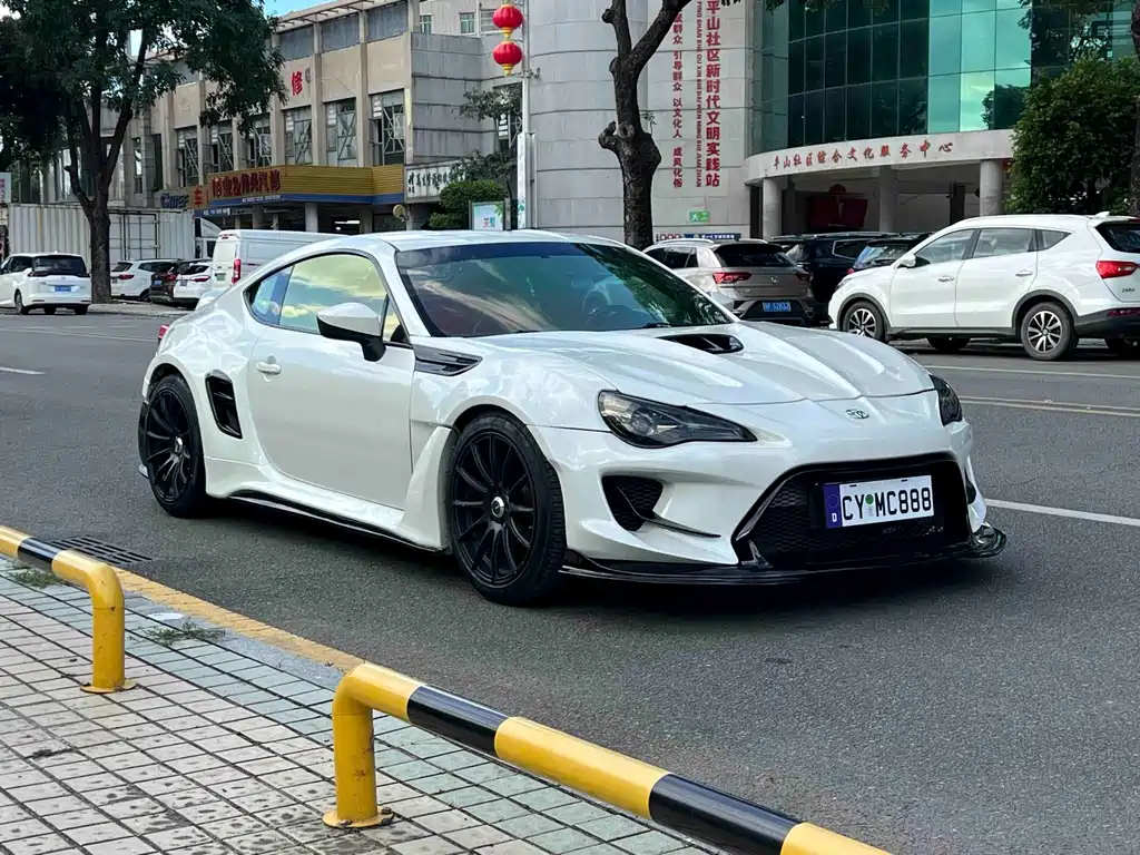 Toyota 86 — миниатюра 3