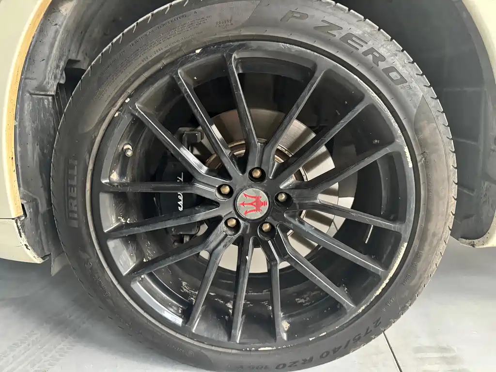 Maserati Levante — миниатюра 4