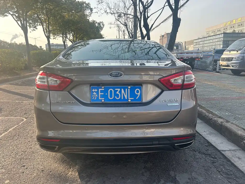 Ford Mondeo — миниатюра 5
