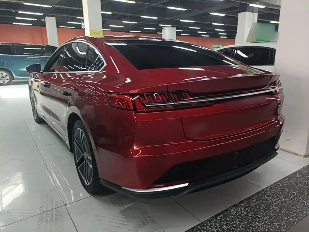 BYD Han — миниатюра 5