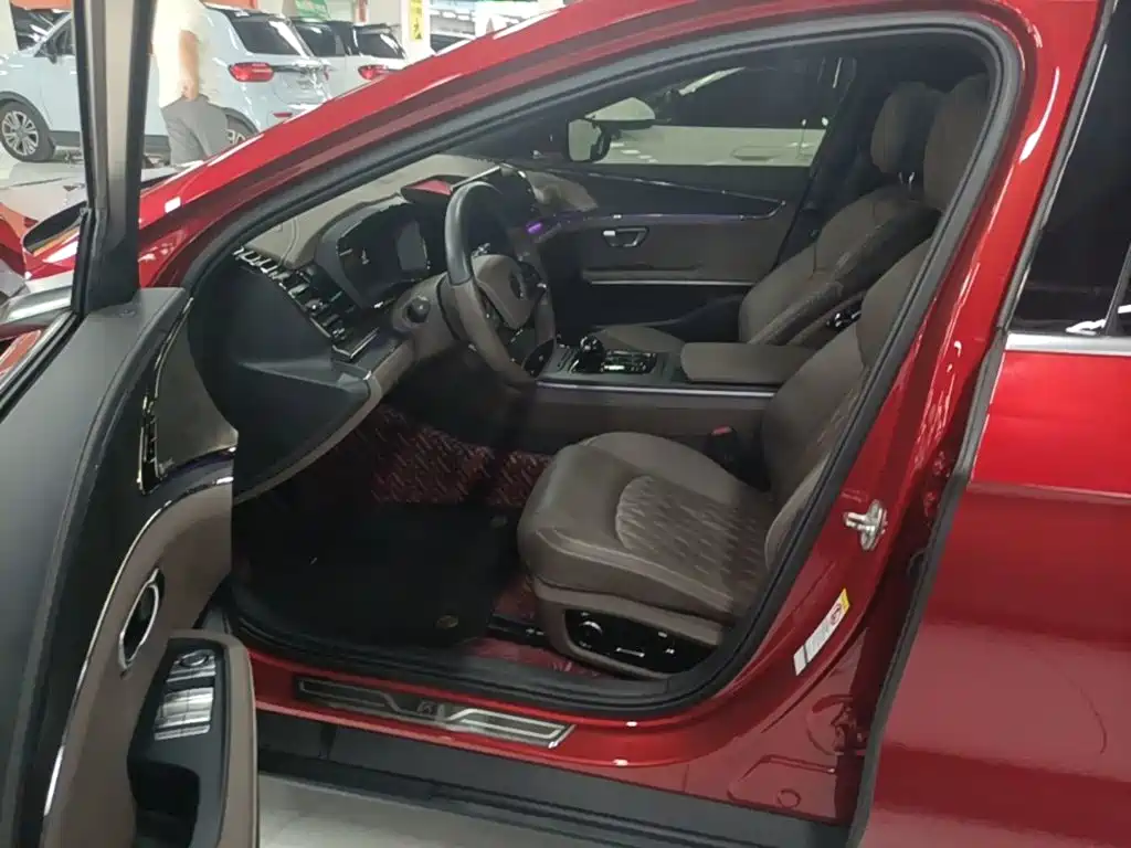BYD Han — миниатюра 15