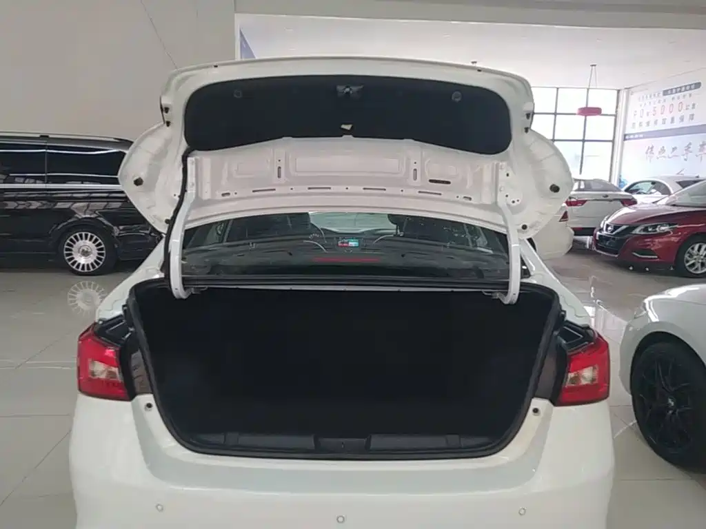 Chery Arrizo 5 — миниатюра 19