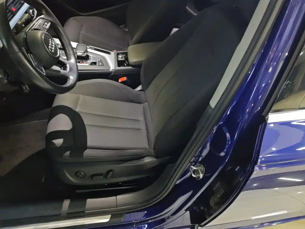 Audi A4L — миниатюра 15