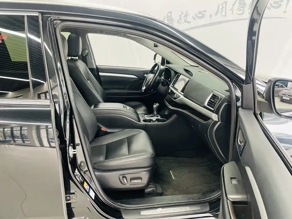 Toyota Highlander — миниатюра 13