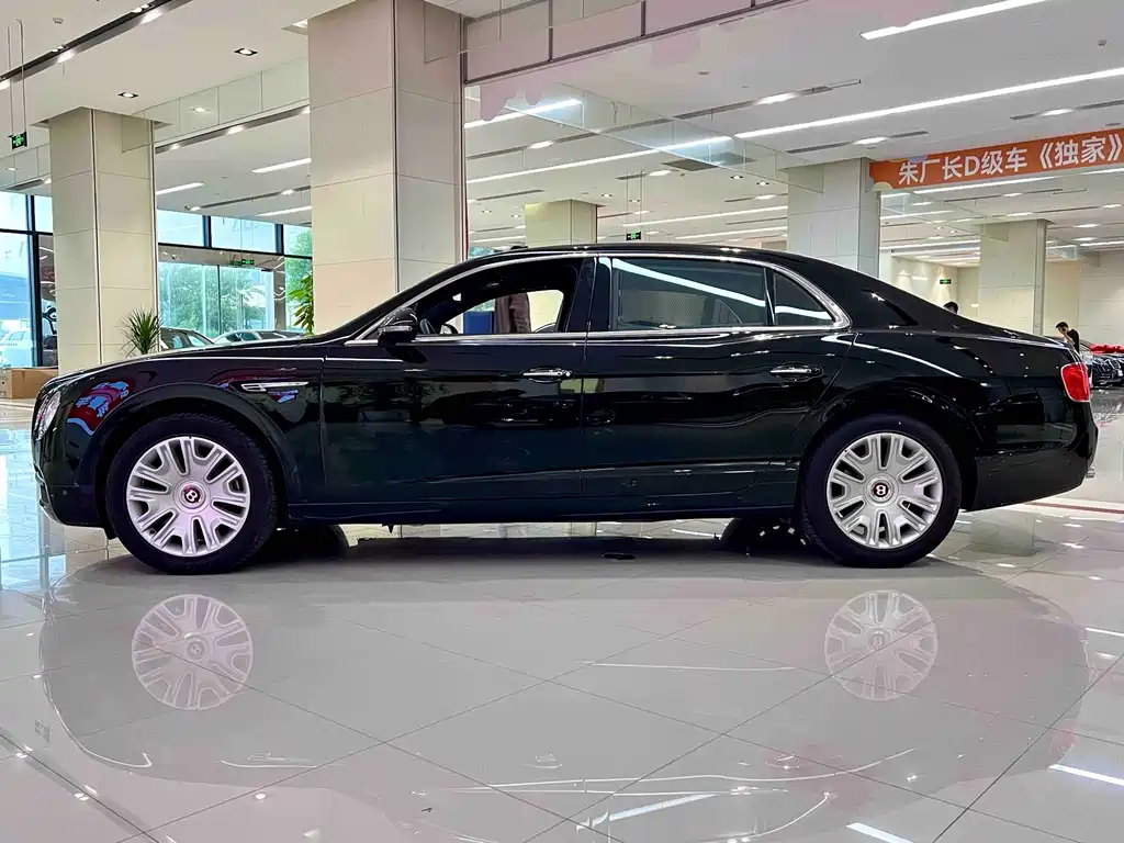 Bentley Flying Spur — миниатюра 3