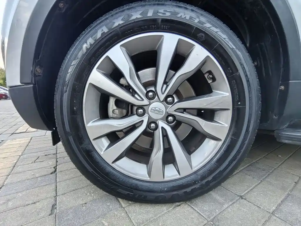 Geely Boyue — миниатюра 16