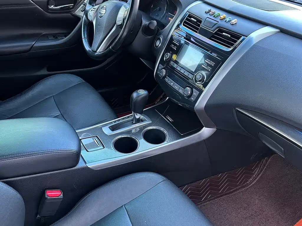 Nissan Teana — миниатюра 10
