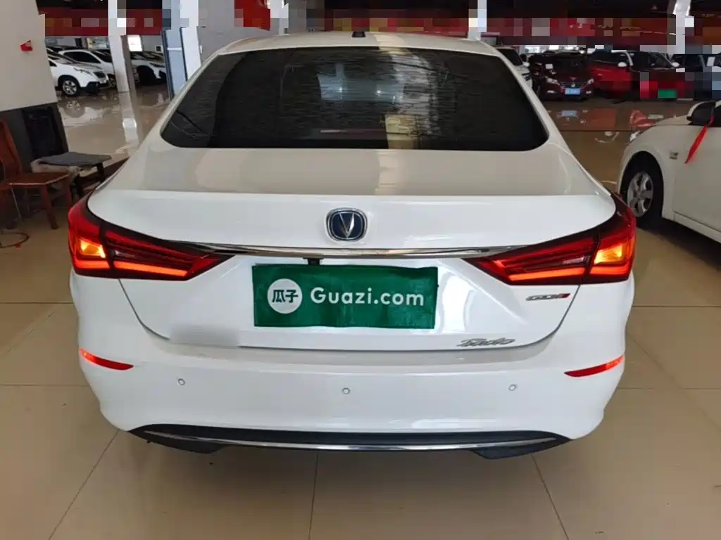 Changan Eado — миниатюра 6