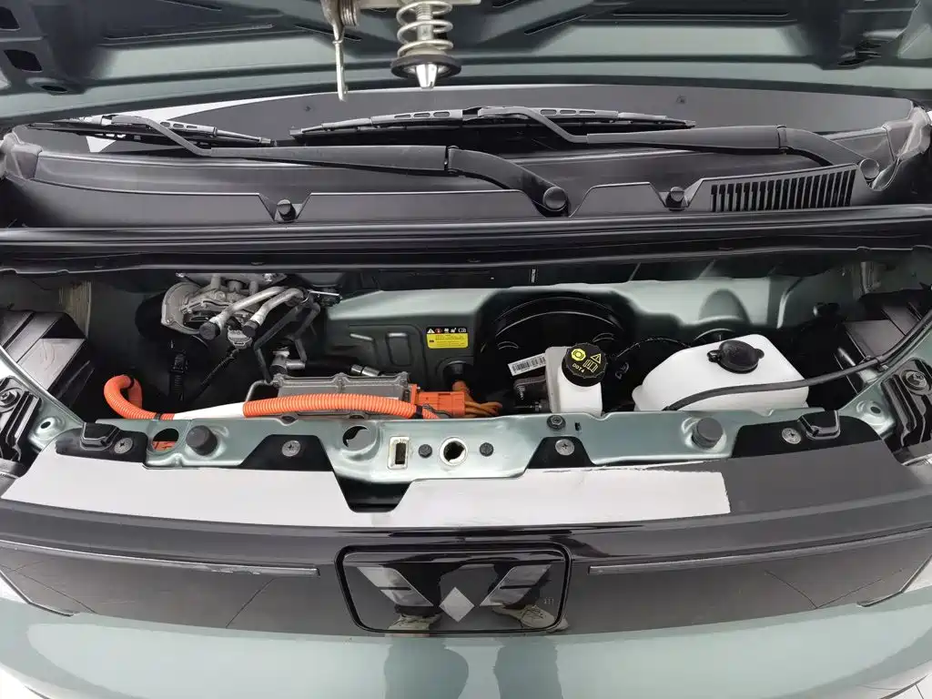 Wuling MINIEV — миниатюра 6
