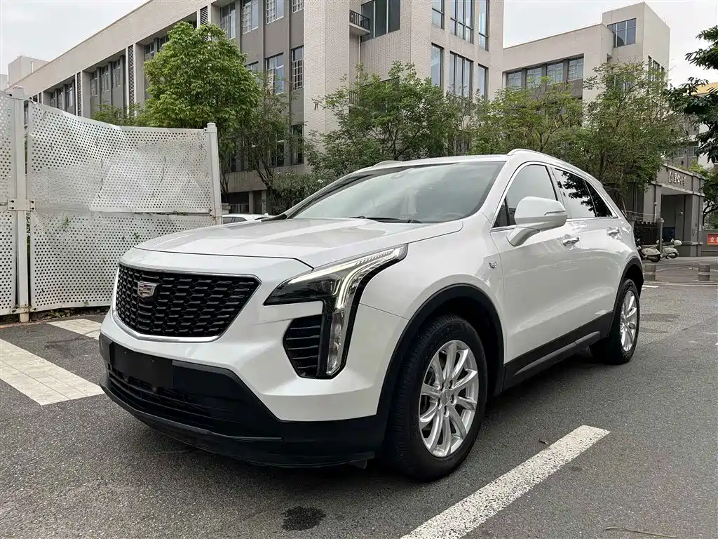 Cadillac XT4 2021