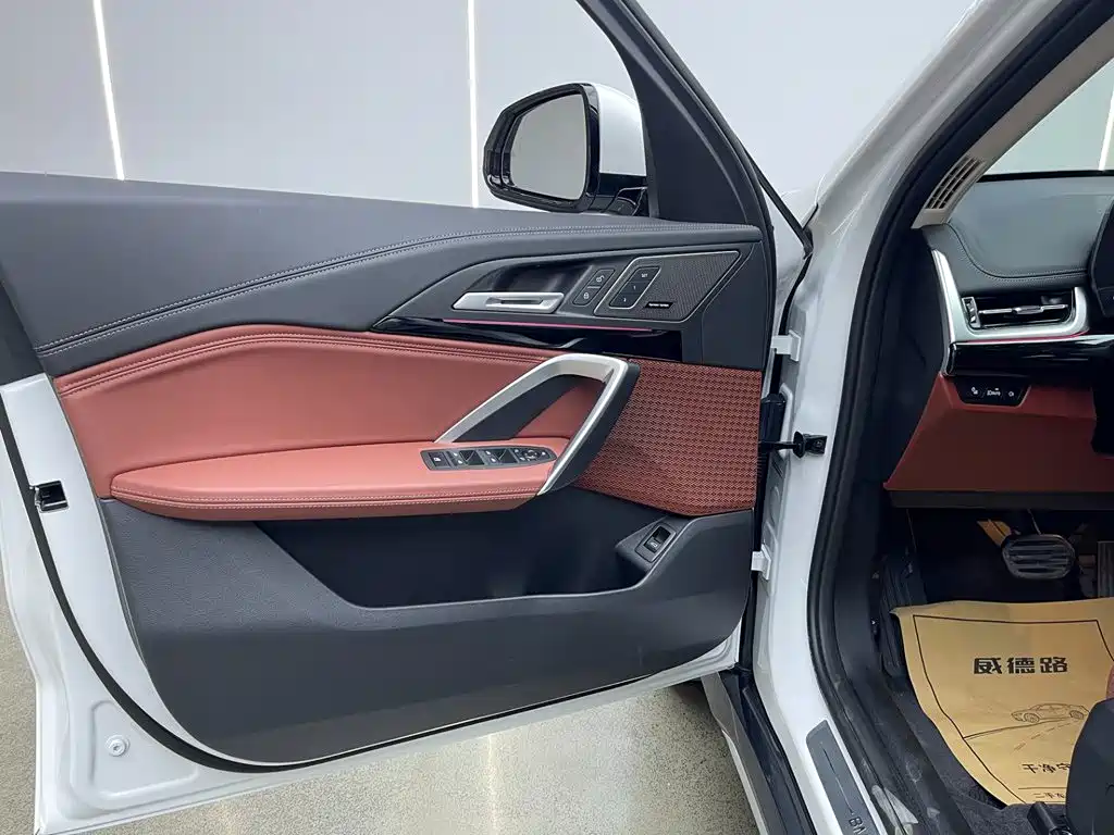 BMW X1 — миниатюра 11