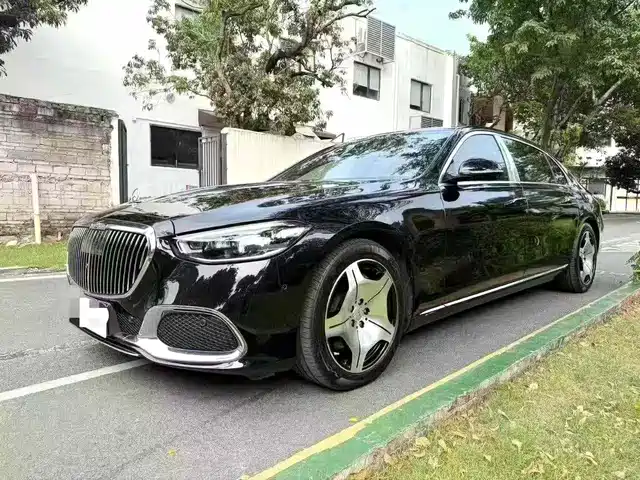 Maybach S-Class — фото 1