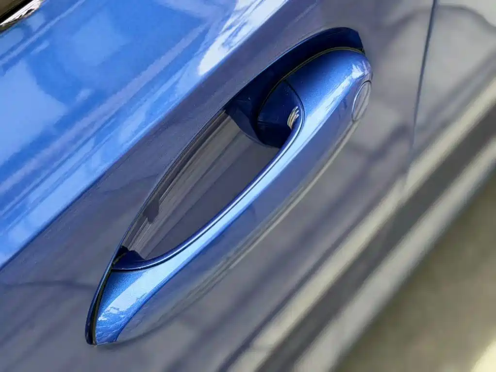 BMW 3 Series — миниатюра 8